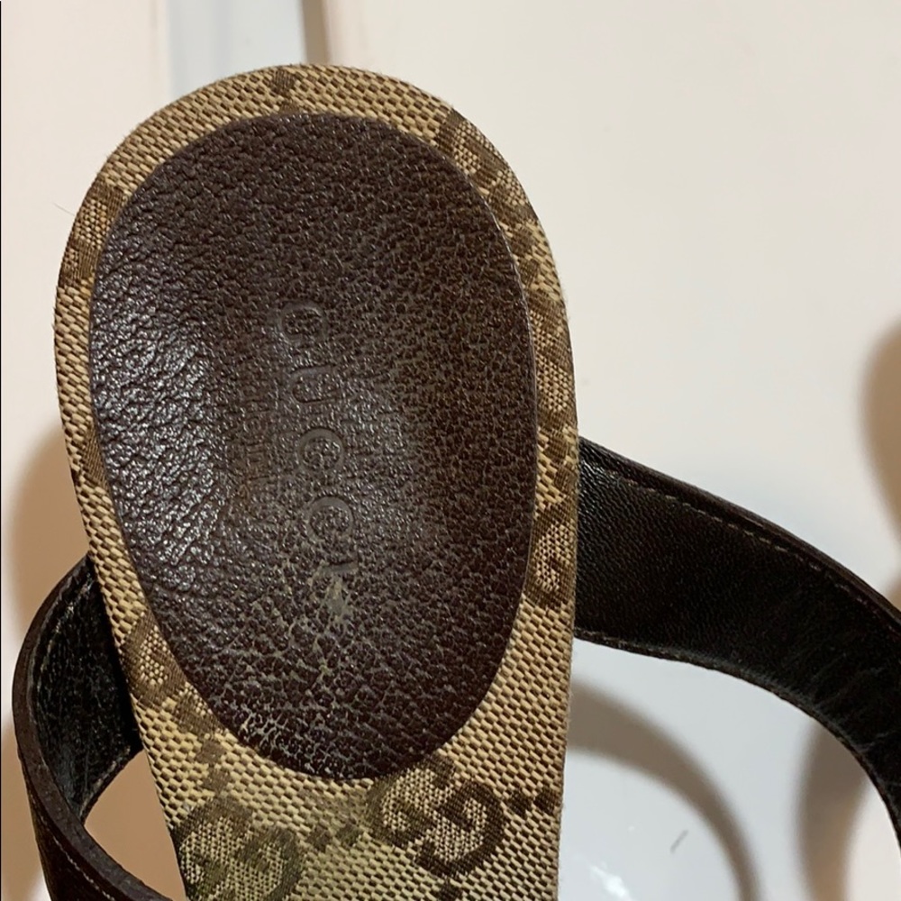 Gucci Sandals - Picture 2 of 3